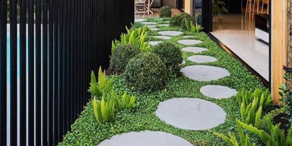 Low-Maintenance Landscaping: How to Create a Hassle-Free Garden with Stepping Stones